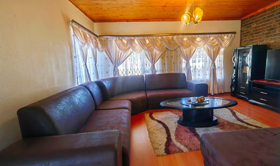 3 Bedroom Property for Sale in Miederpark North West